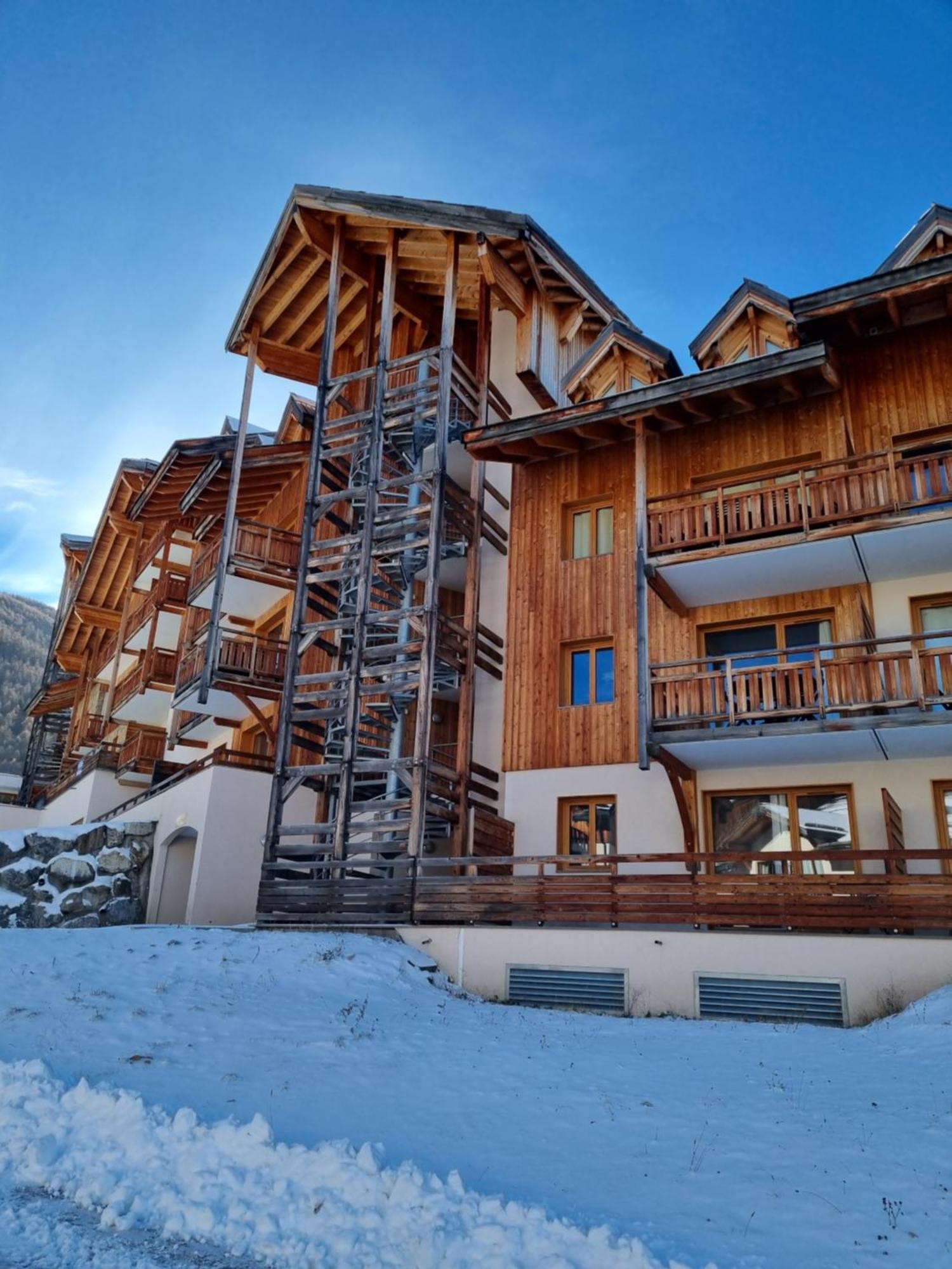 Appartement T2-5 Couchages L'Ecrin Des Orres 1800 莱索尔 外观 照片